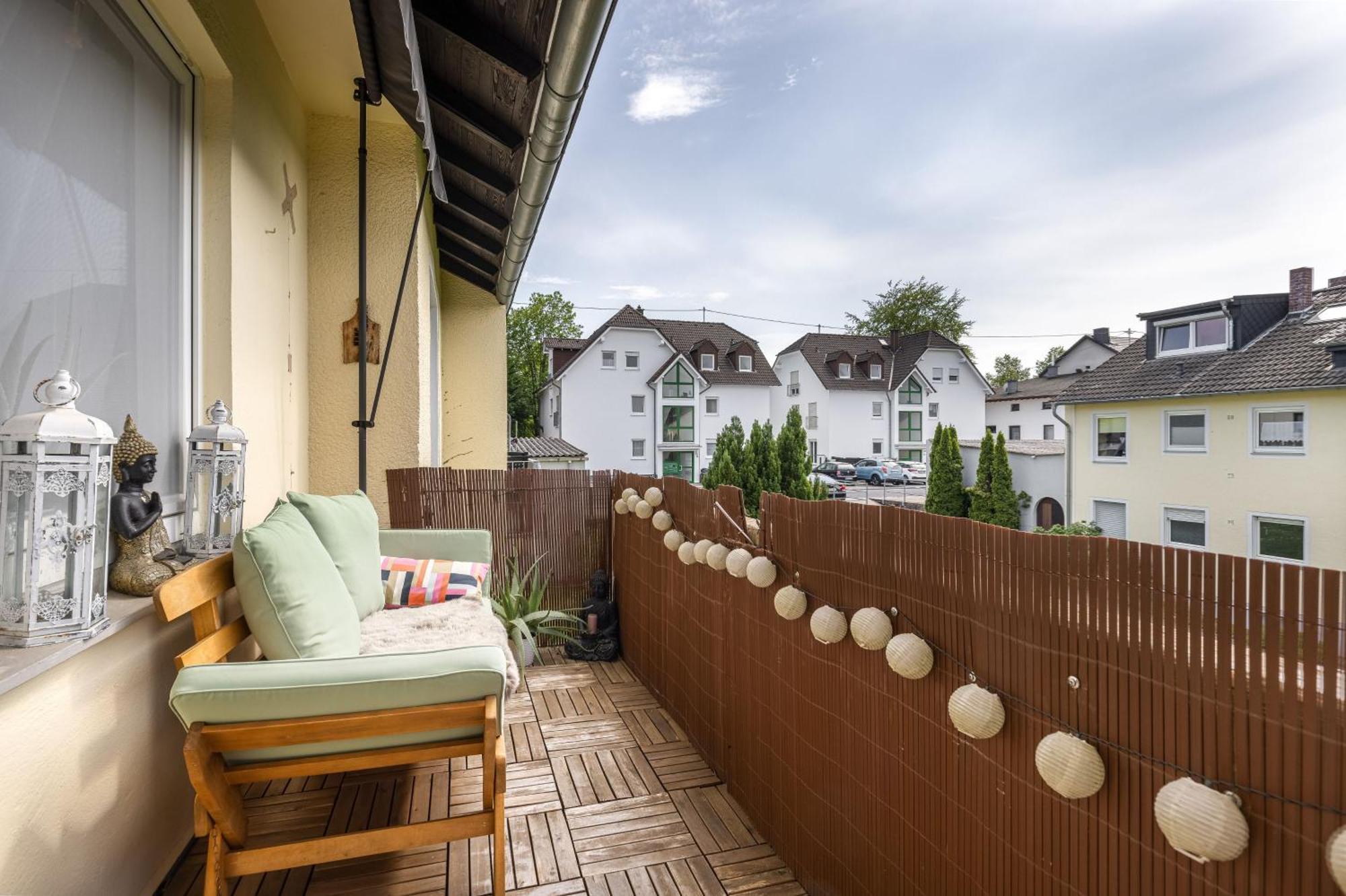 Schoenes, Modernes Apartment Mit Zwei Schlafzimmern - Zentral Mit Balkon Fuer 6 Personen Montabaur Εξωτερικό φωτογραφία