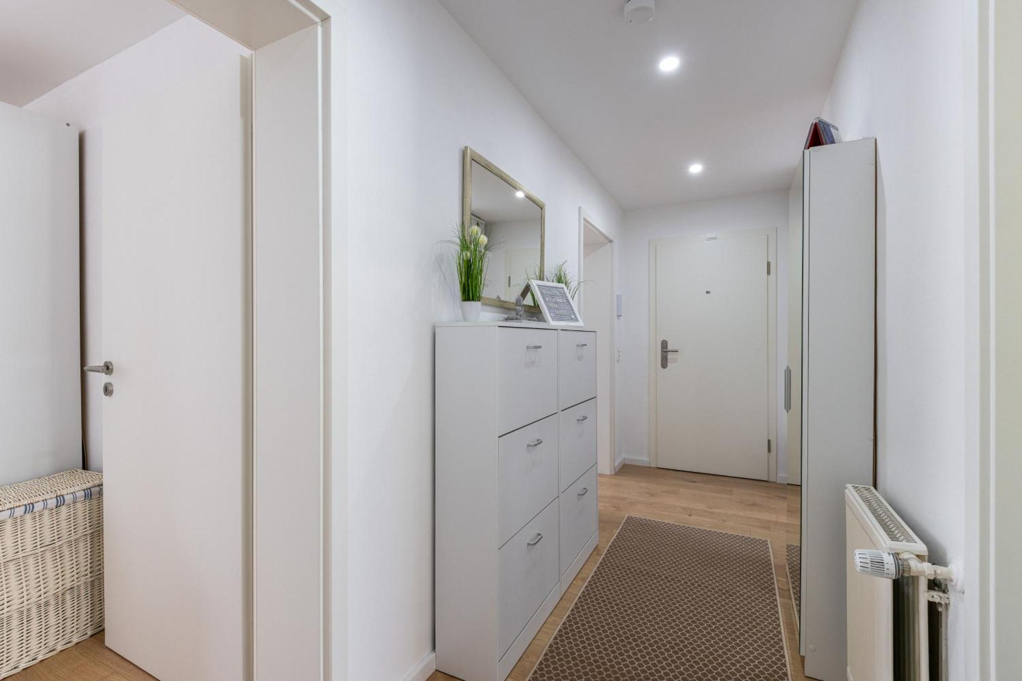 Schoenes, Modernes Apartment Mit Zwei Schlafzimmern - Zentral Mit Balkon Fuer 6 Personen Montabaur Εξωτερικό φωτογραφία