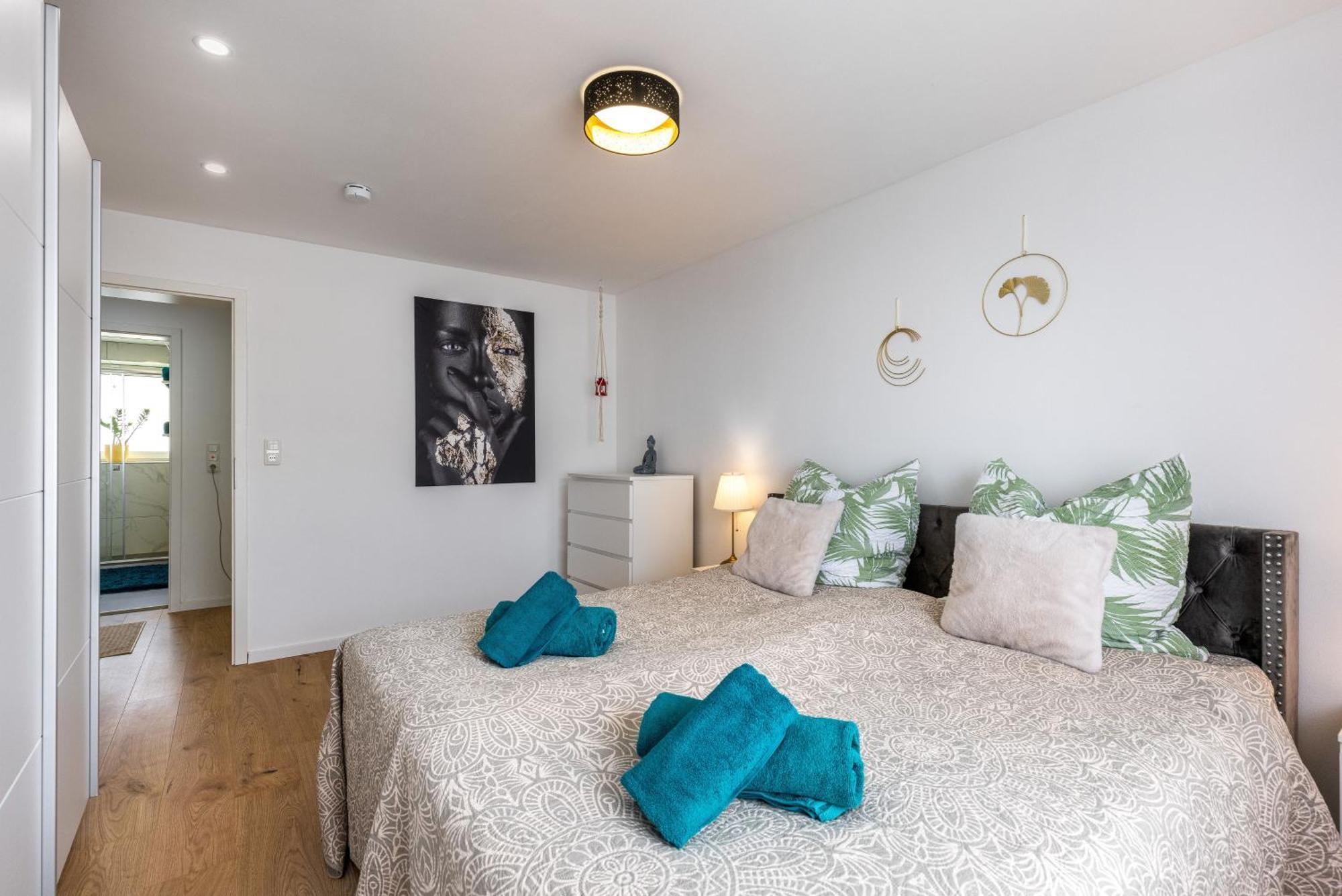 Schoenes, Modernes Apartment Mit Zwei Schlafzimmern - Zentral Mit Balkon Fuer 6 Personen Montabaur Εξωτερικό φωτογραφία